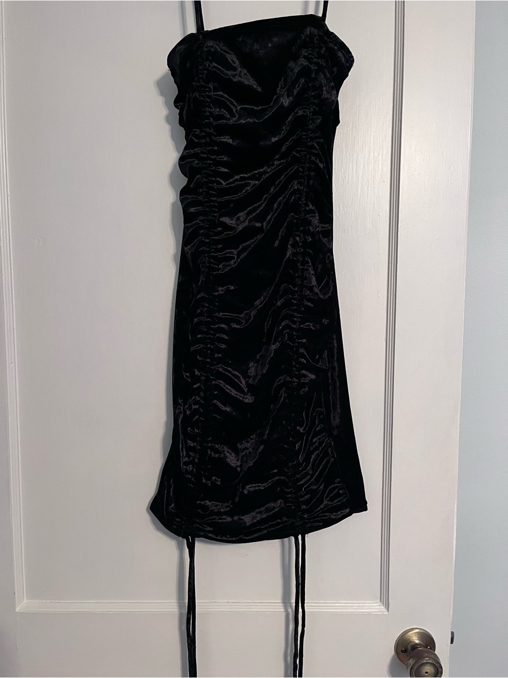Ruched Black Velvet Mini Dress with Spaghetti Straps